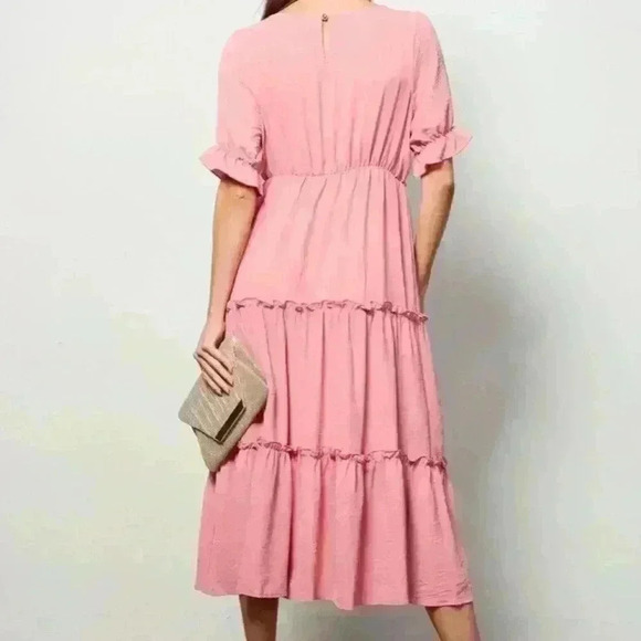 NWOT Short Sleeve Tiered Maxi Dress - Picture 4 of 4